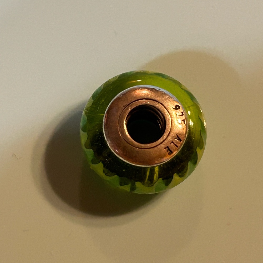 Pandora Vibrant Green Zigzag Charm - Picture 3 of 7